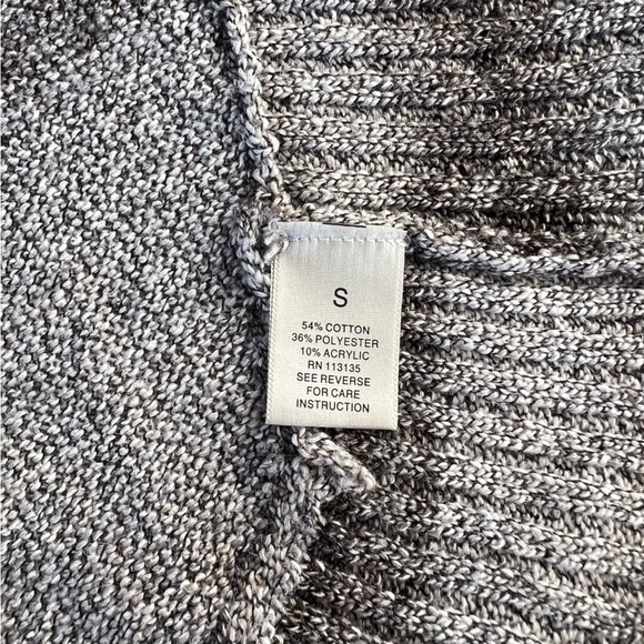 Leo & Nicole Poncho Ombré Knit Cape - Picture 11 of 11